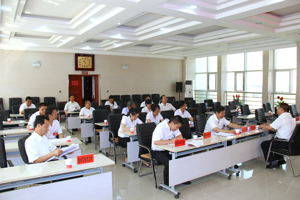 從嚴(yán)治黨正風(fēng)紀(jì) 砥礪奮進(jìn)謀發(fā)展 ——中共隴運集團(tuán)公司第一次黨員代表大會勝利召開