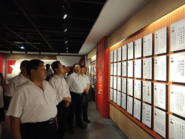 隴運集團公司黨委開展“不忘初心、牢記使命”紀念建黨98周年主題黨日活動